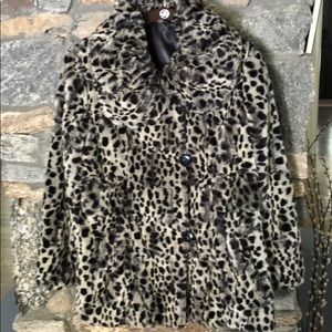 Faux Leopard Light Coat